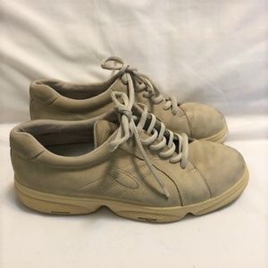 Women's Beige Ecco Walking Shoes - Size 7
